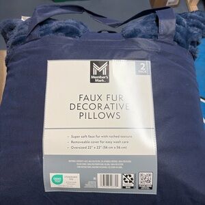 Member's Mark Faux Fur Decorative Pillows - Navy (2 Pack)
